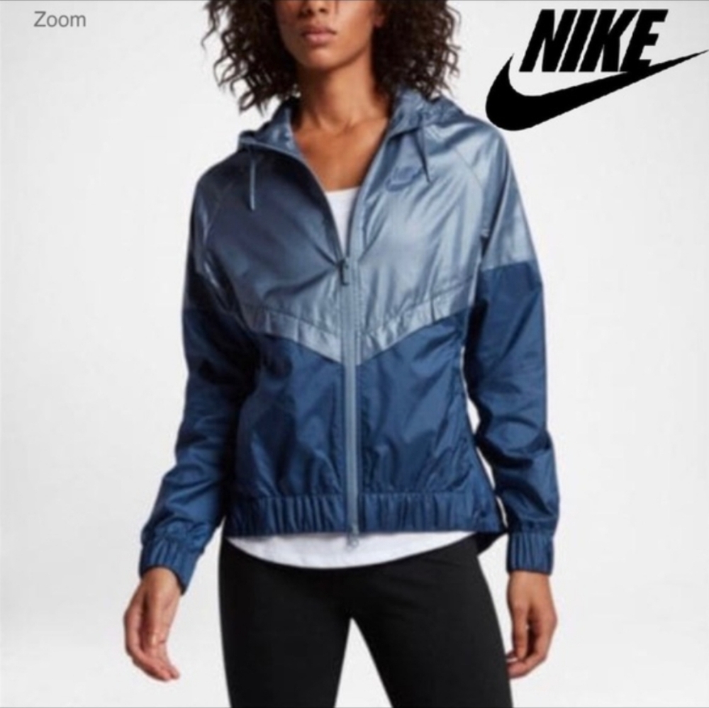 Nike Windrunner Jacket Blue - M - image 1